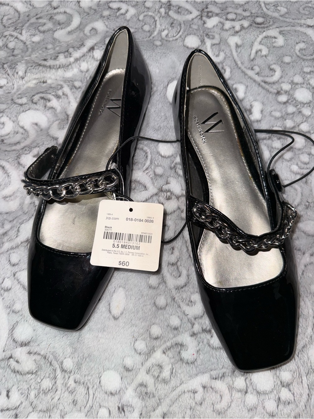 Worthington Black Patent Chain Strap Flats – Size 5.5 – NWT